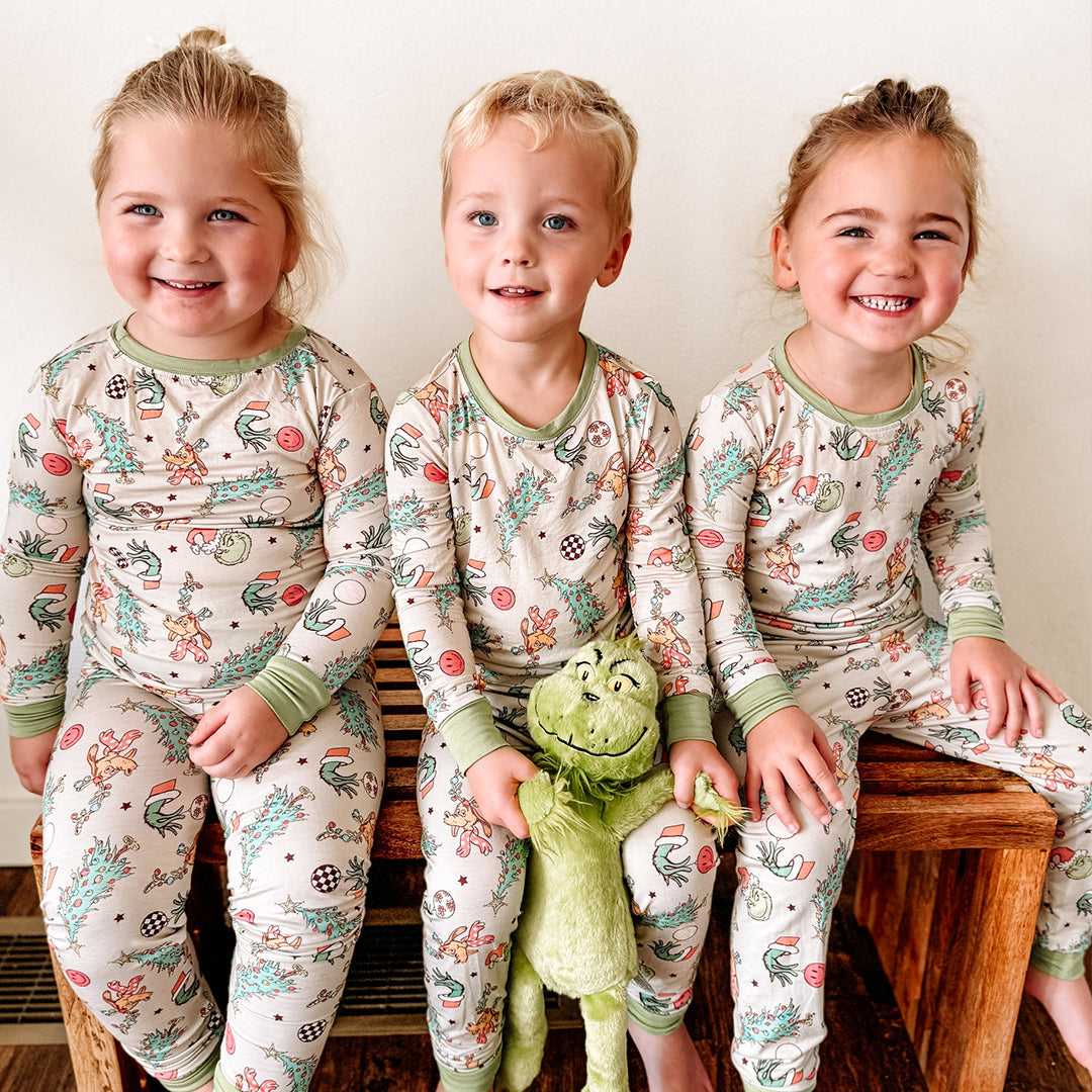 Christmas Prasinous Color Cute Cartoon Figure & Deer Two-Piece Bamboo Viscose Pajama Set