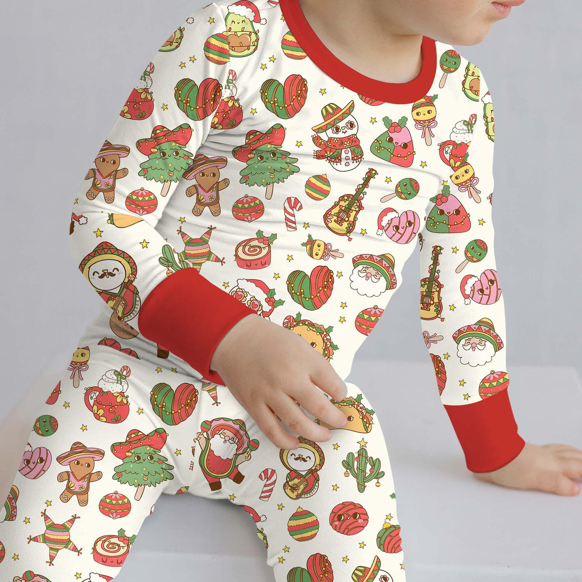 La Fiesta de Navidad Bamboo Two Piece Long Sleeve Pajama Set