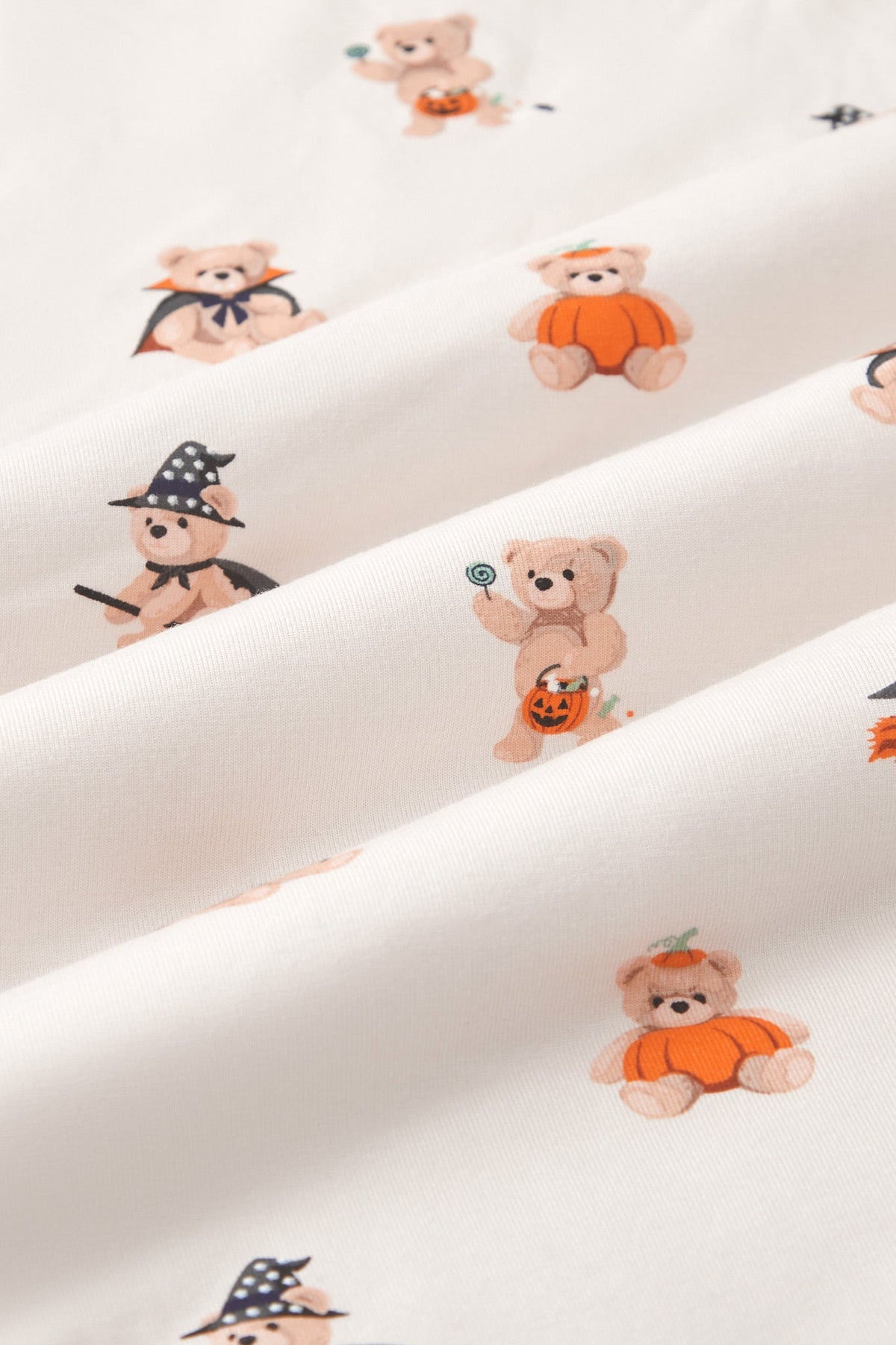 Long Sleeve Pajamas in Halloween Teddy