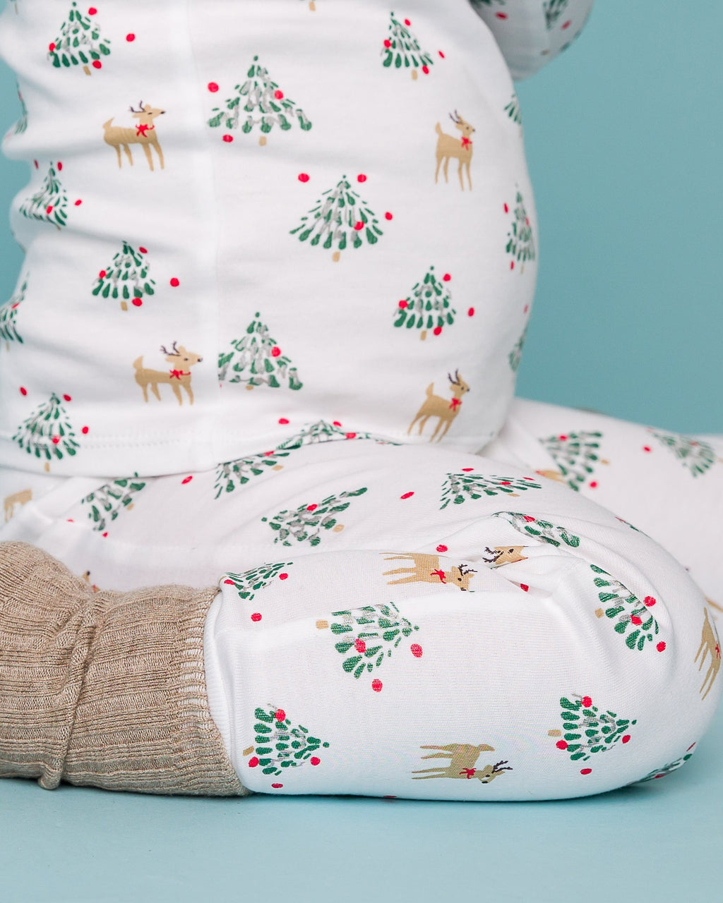 The Organic Long Sleeve Pajama Set [Tinsel Trees]