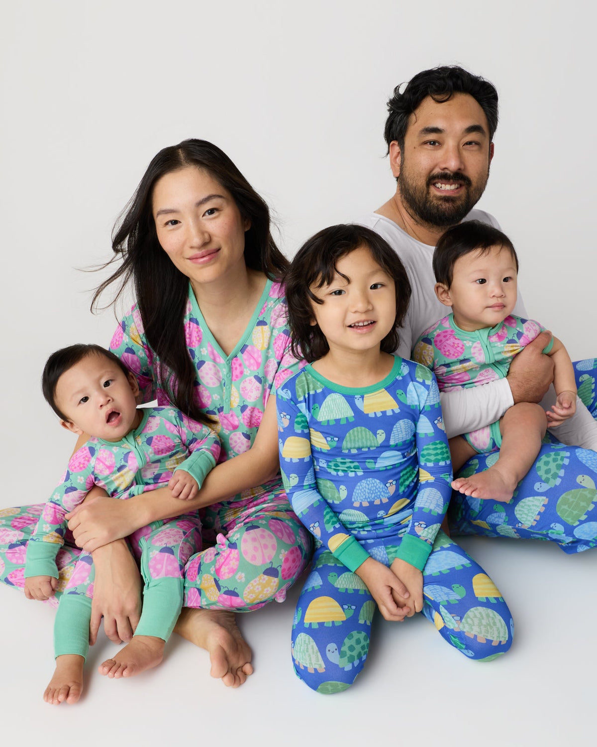 Shell Parade Two-Piece Pajama Set