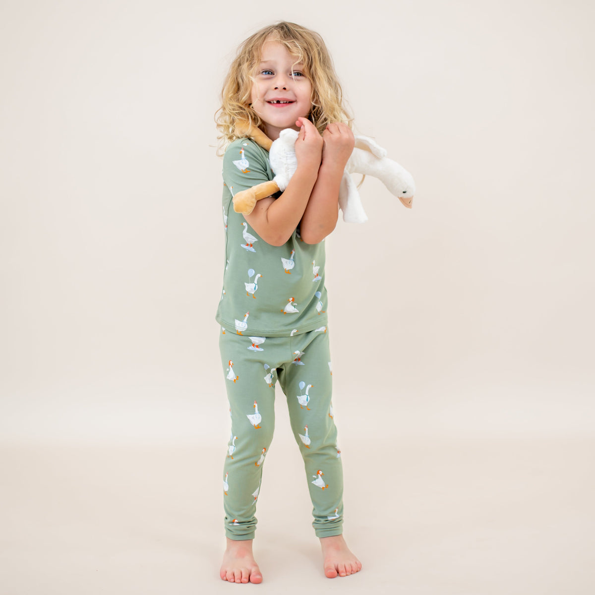 Short Sleeve with Pants Pajamas in Silly Goose