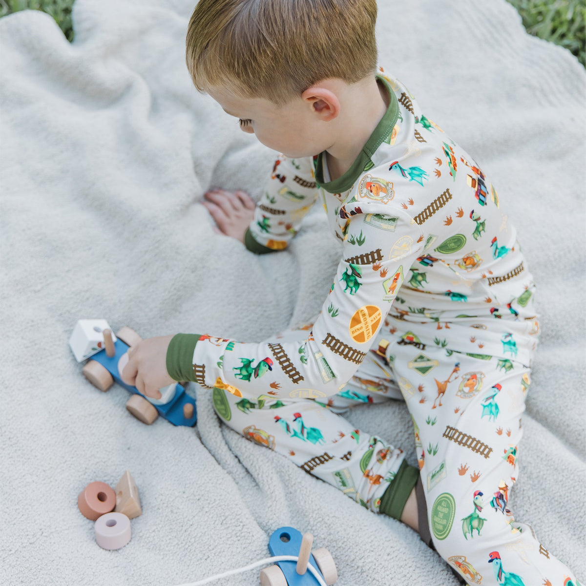 All Aboard the Dinosaur Train™ Bamboo Long Sleeve Kids Pajama Pants Set