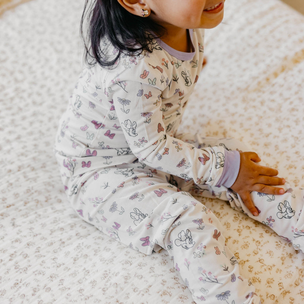 Long Sleeve Pajama Set - Minnie Mouse Bowquet