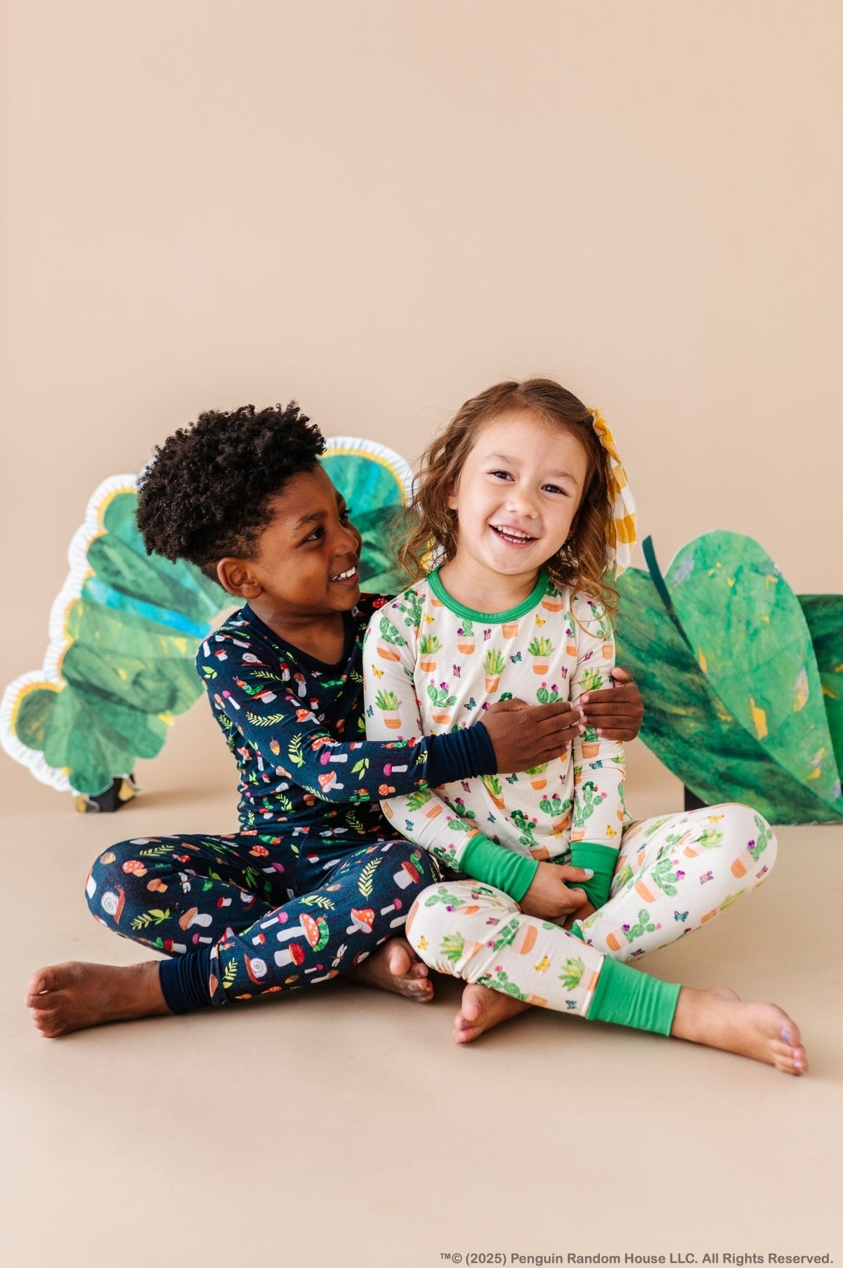 TWO PIECE JAMMIES - The World of Eric Carle™ STUCK ON YOU